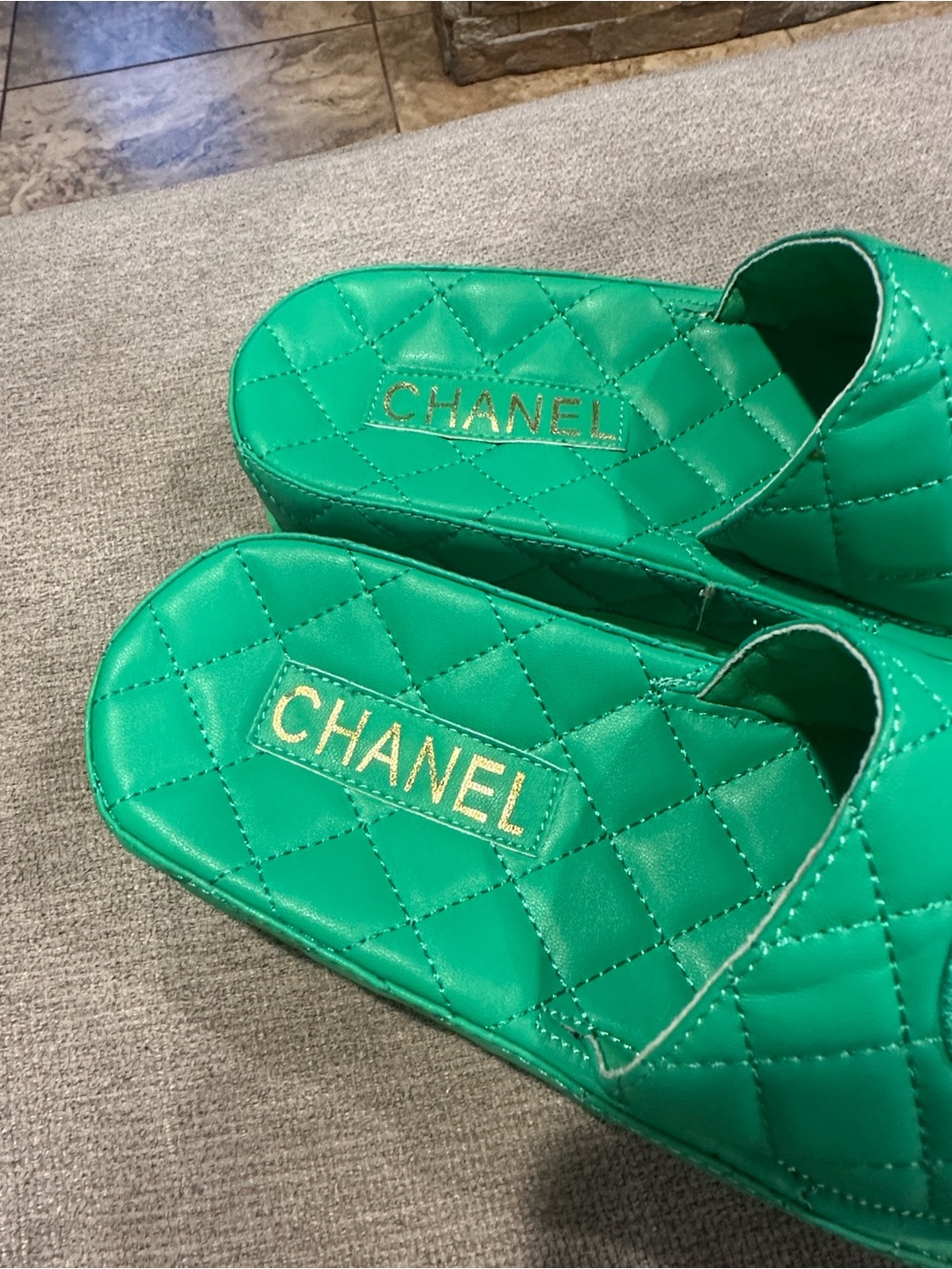 Quilted Slide Sandals - Green size 36 - Picture 2 of 9